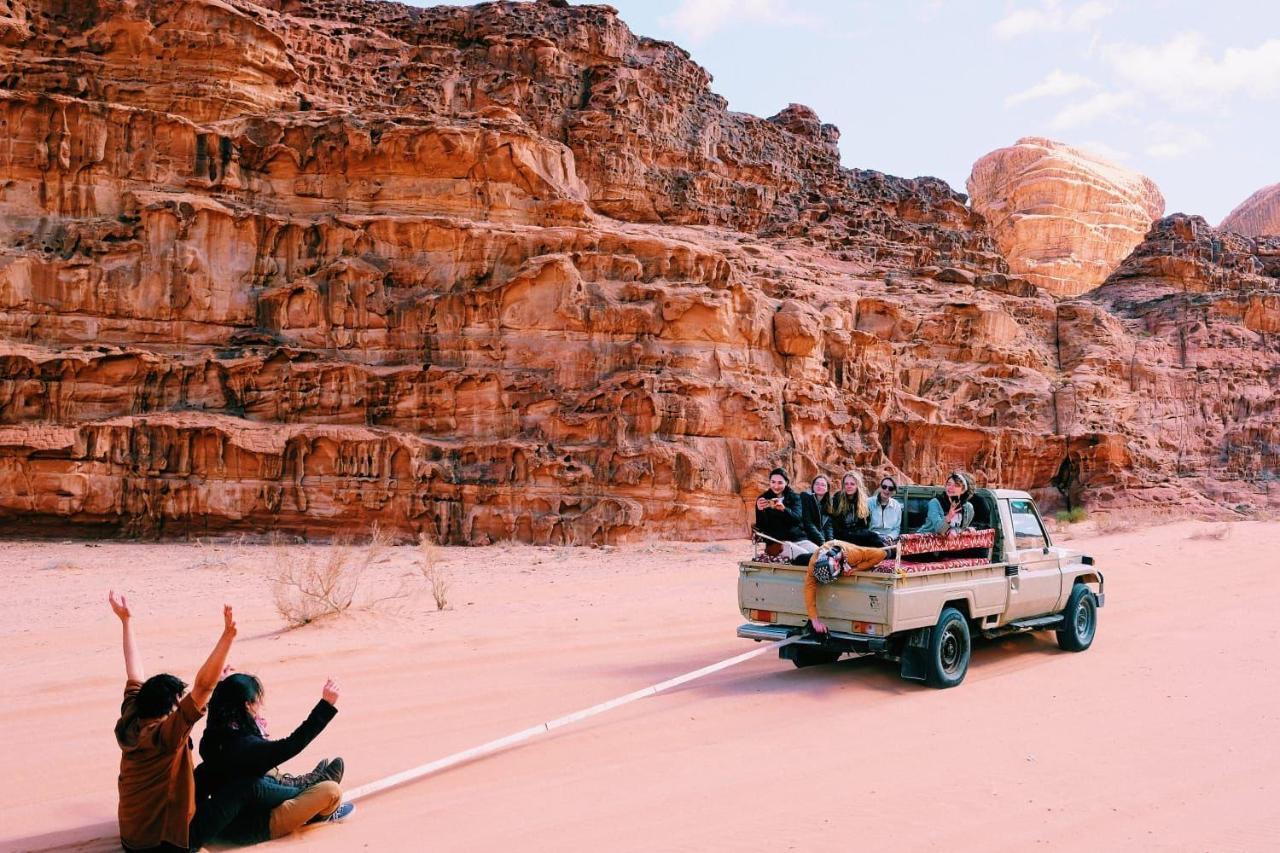 Wadi Rum Bedouin Camp And Desert Tours מראה חיצוני תמונה