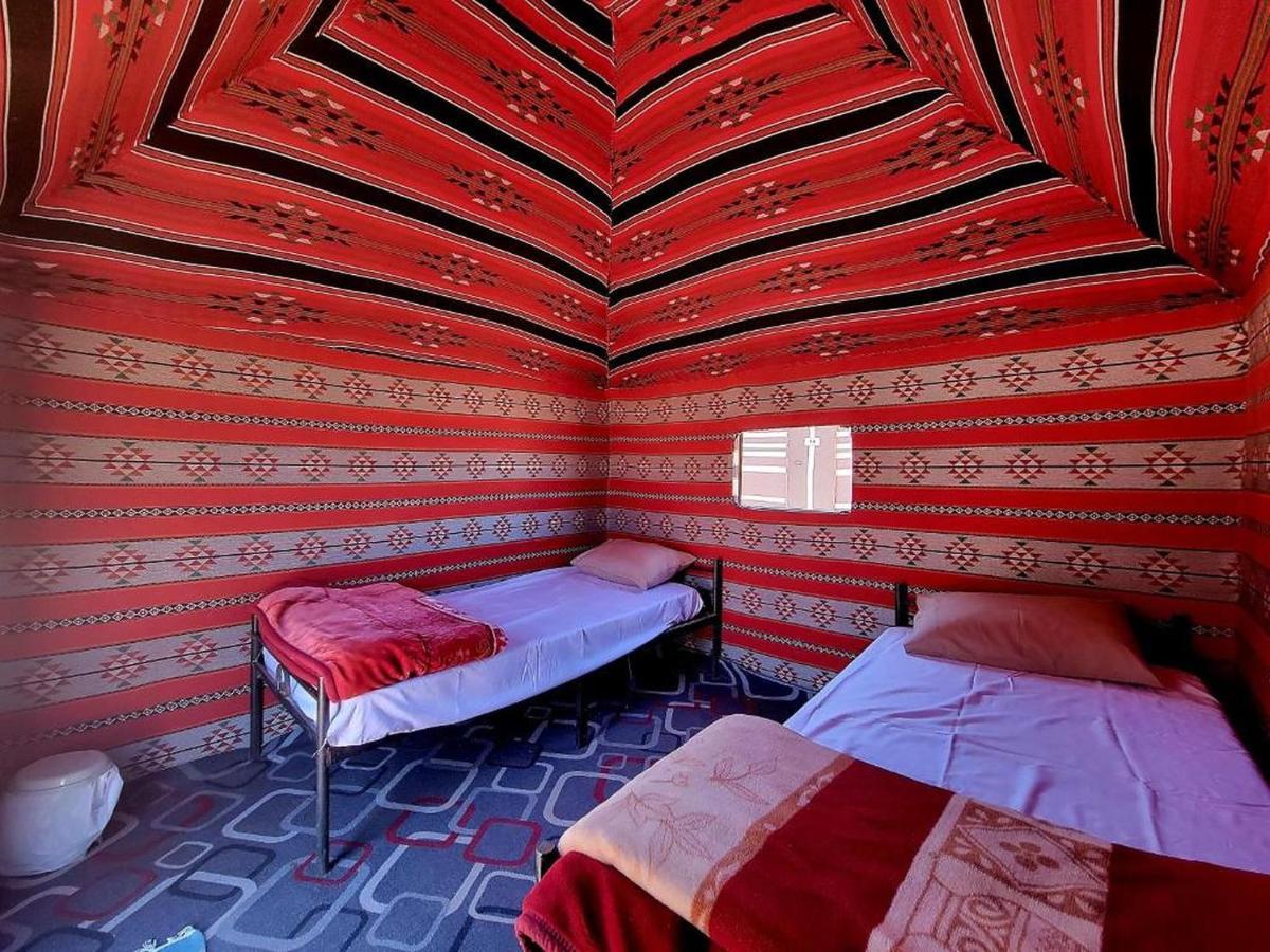 Wadi Rum Bedouin Camp And Desert Tours מראה חיצוני תמונה