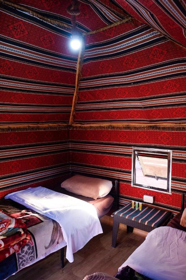 Wadi Rum Bedouin Camp And Desert Tours מראה חיצוני תמונה